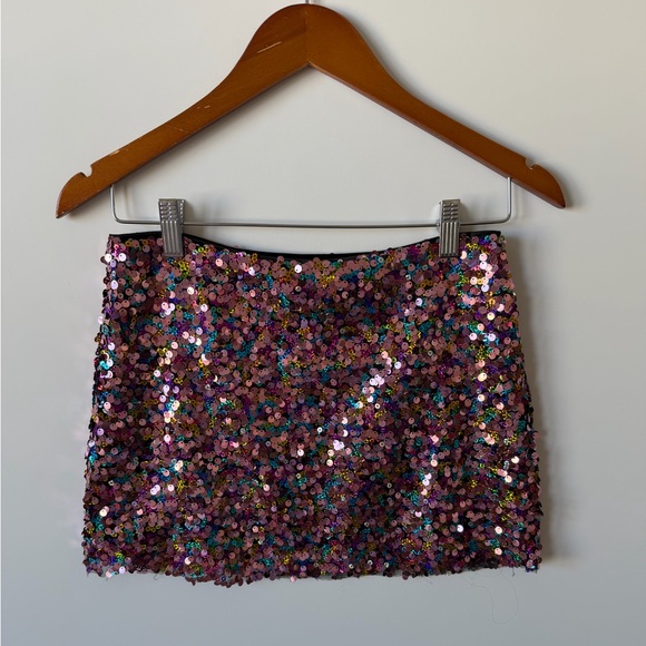 Urban Outfitters Sparkling Sequin Mini Skirt - Picture 2 of 7